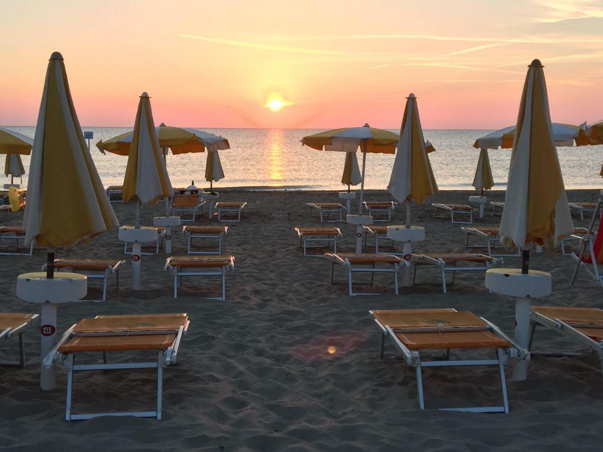 Sulmare Alba Adriatica Bed & Breakfast Luaran gambar